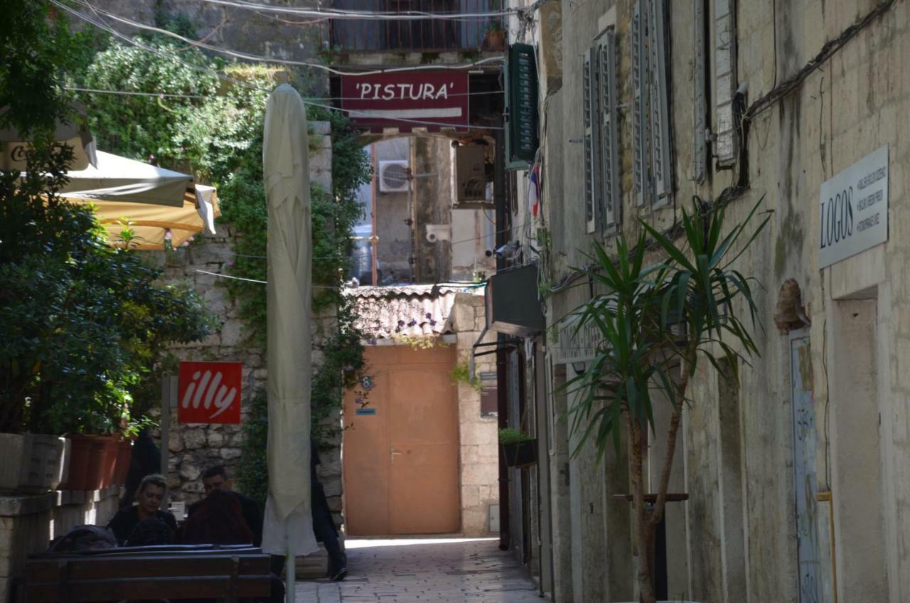 Apartments Dida Split Extérieur photo